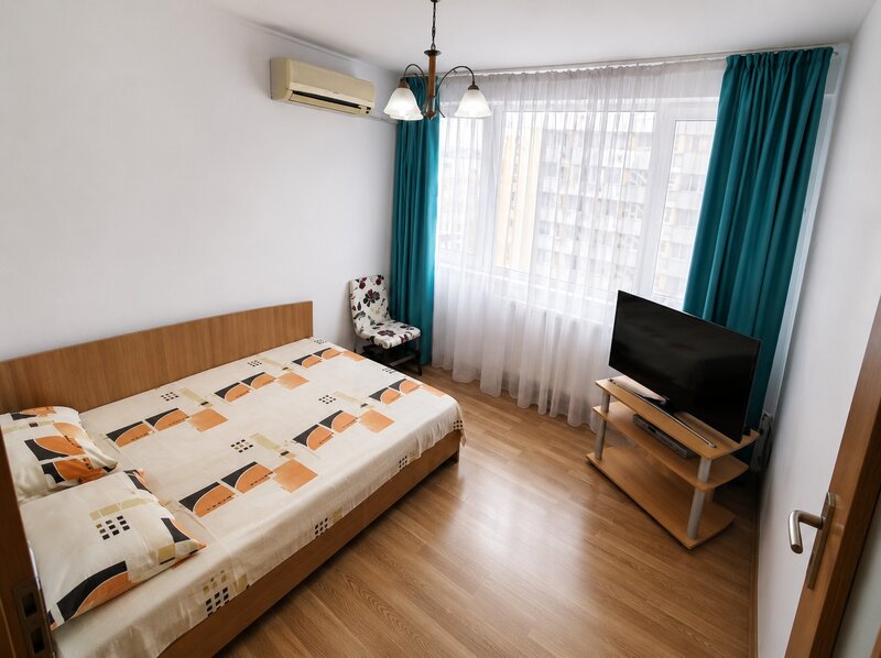 Iancului, apartament 3 camere 65 mp, la 3 minute de metrou, etaj 9/10